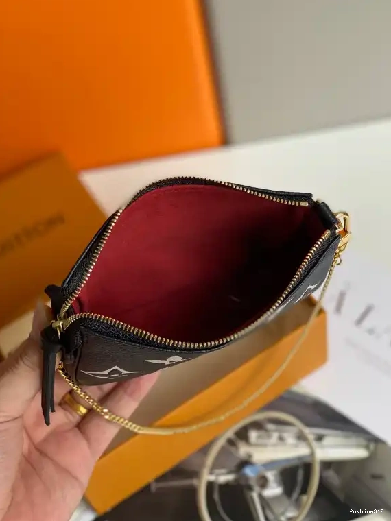 VUITTON POCHETTE ACCESSOIRES LOUIS MINI 0329